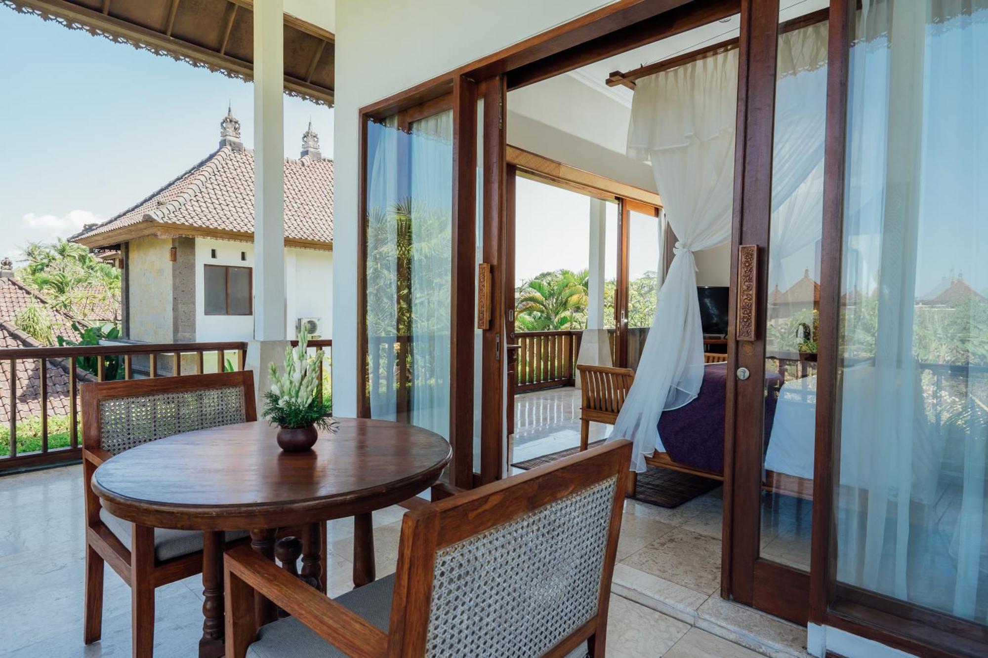 Desa Swan Villas & Spa, Керамас Екстериор снимка