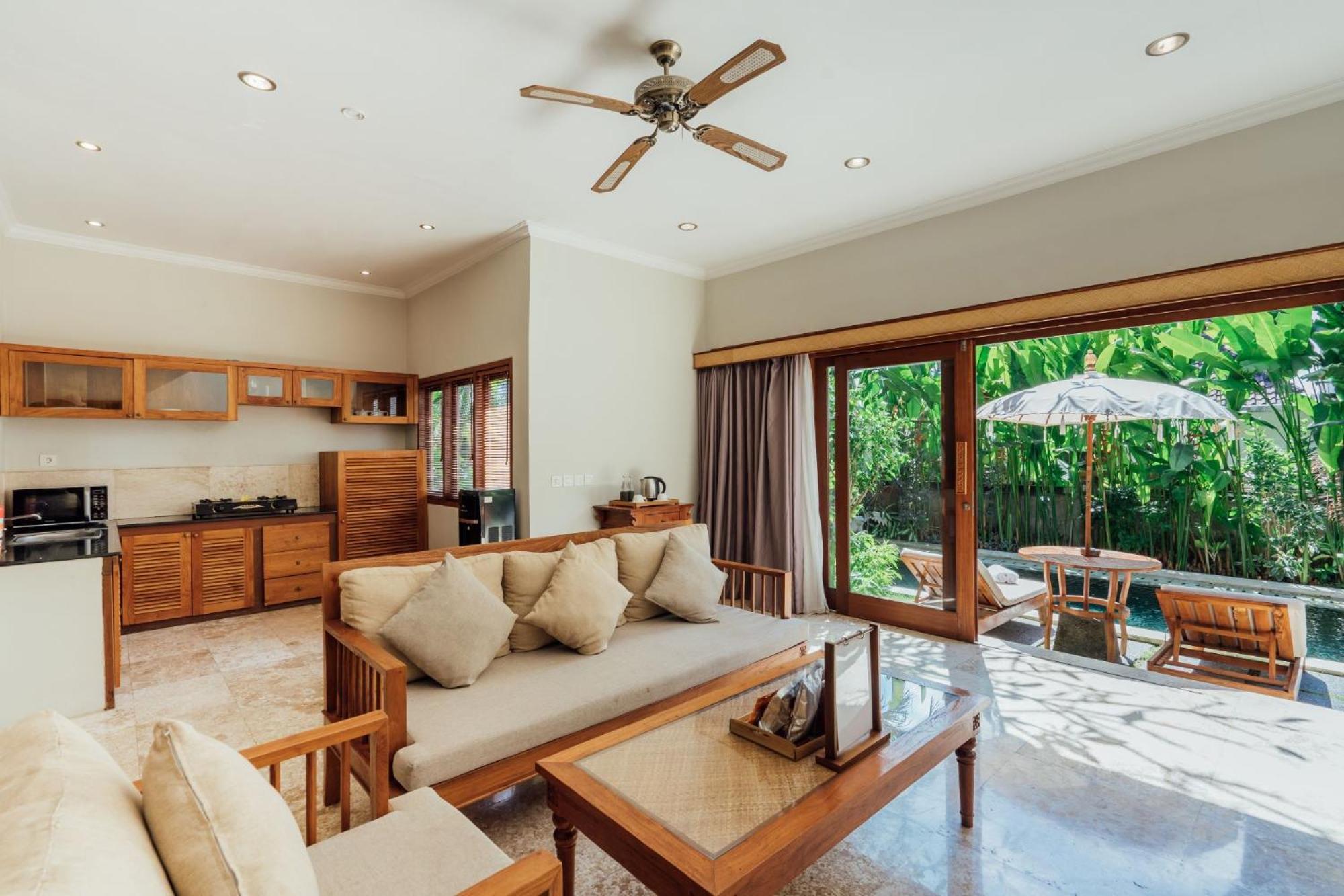 Desa Swan Villas & Spa, Керамас Екстериор снимка